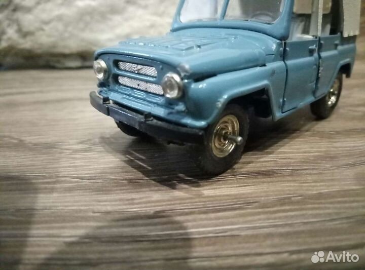 Модель автомобиля