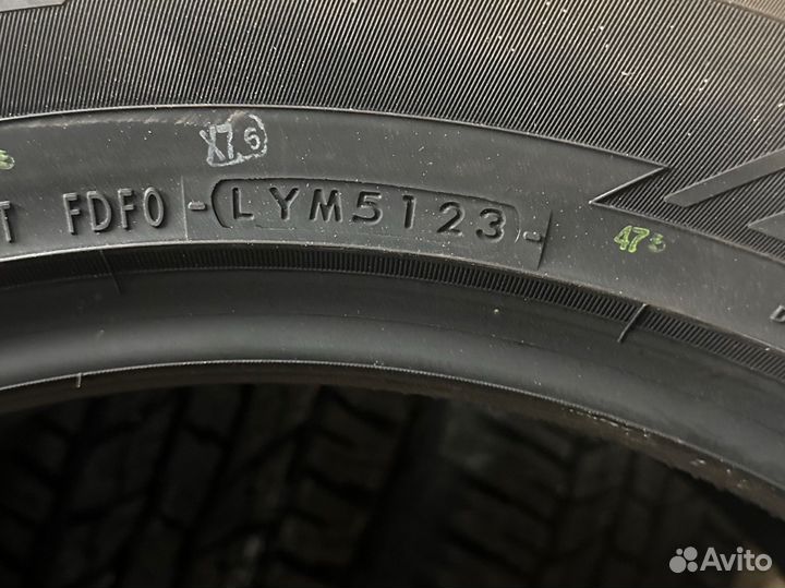 Yokohama Advan Sport V107 235/55 R19 105Y