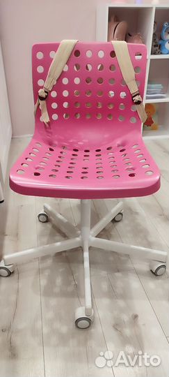 Стул IKEA сколберг / споррен белый/розовый