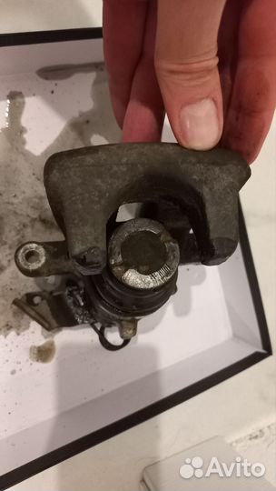 Суппорт задний правый opel астра h