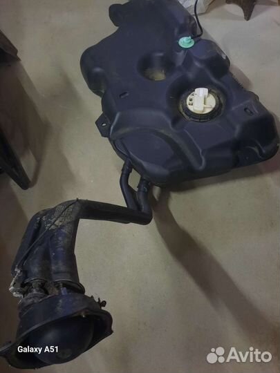 Бензобак Рено логан 2008