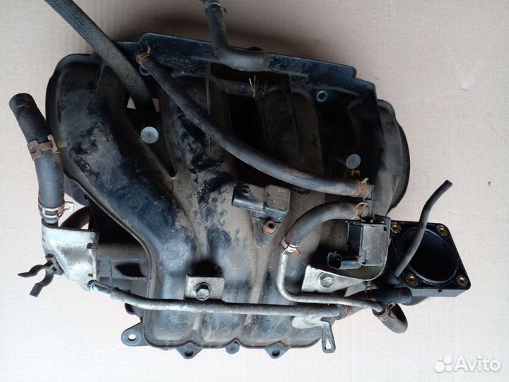Впускной коллектор suzuki Grand Vitara 2.0 2.4