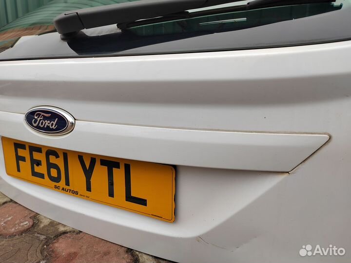 Молдинг крышки багажника Форд фокус 2 рестайлинг