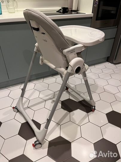 Стул для кормления peg perego