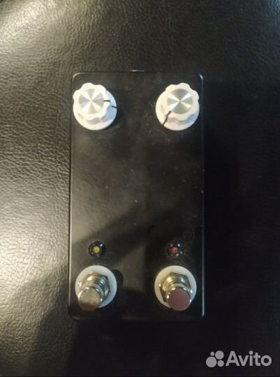 Педаль эффектов клон Univox Superfuzz