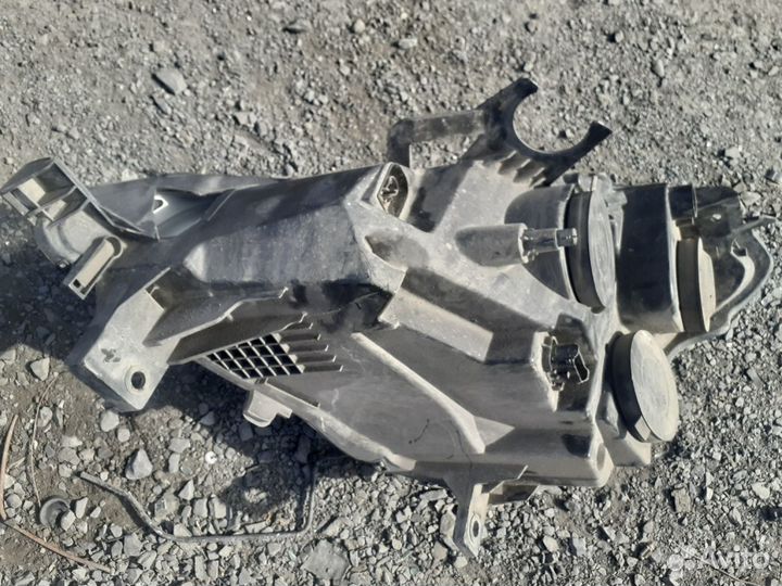 Фара правая Ситроен Берлинго Б9 Citroen Berlingo