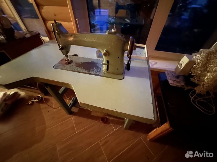 Швейная машинка