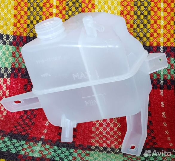 Расширительный бачок ваз Лада Калина Гранта