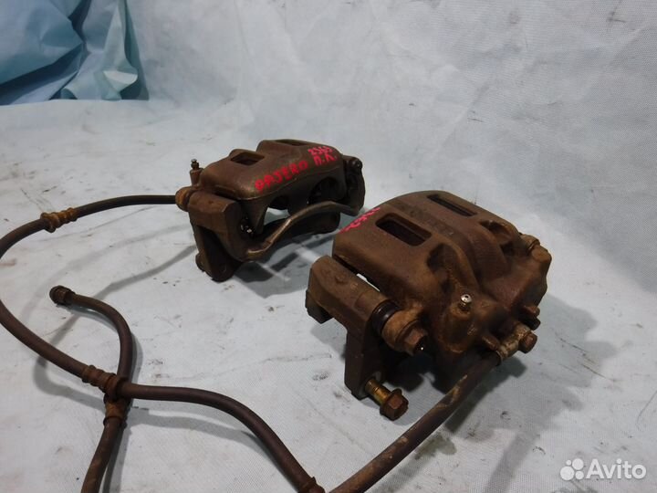 Суппорт передний правый Pajero 3 4 / Паджеро