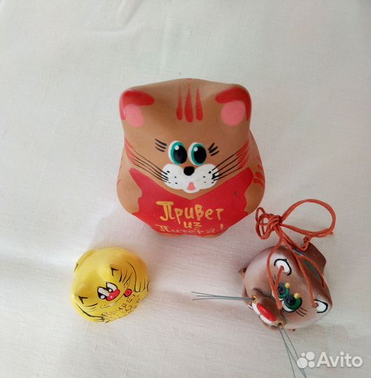 Коты, фигурки глиняные