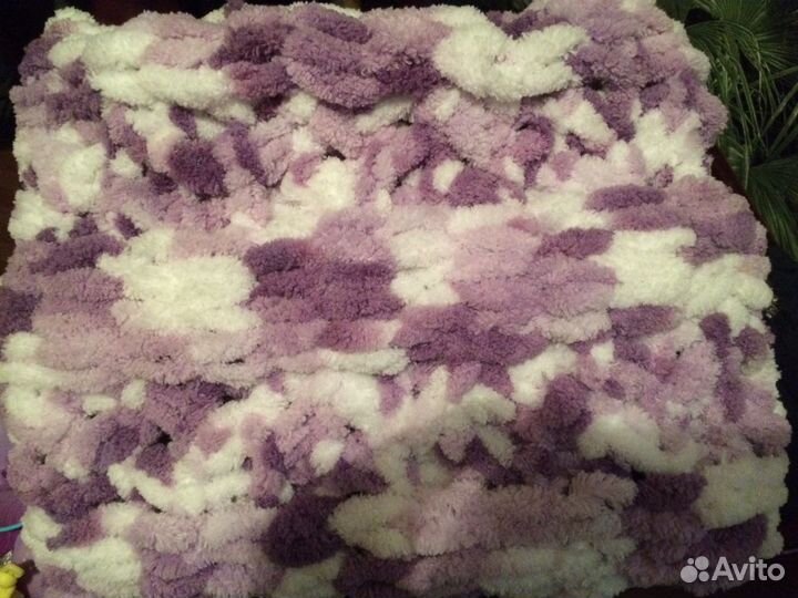 Снуды, шарфы,шапки,пледы,одеяла