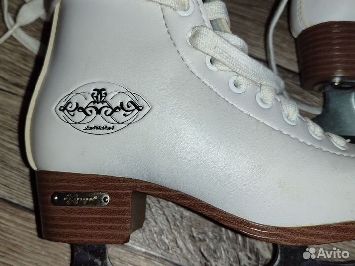 Коньки фигурные