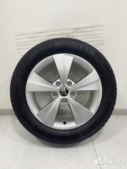 R16 Continental ContiPremiumContact 5 205/55, PCD 5x112 DIA 57.1