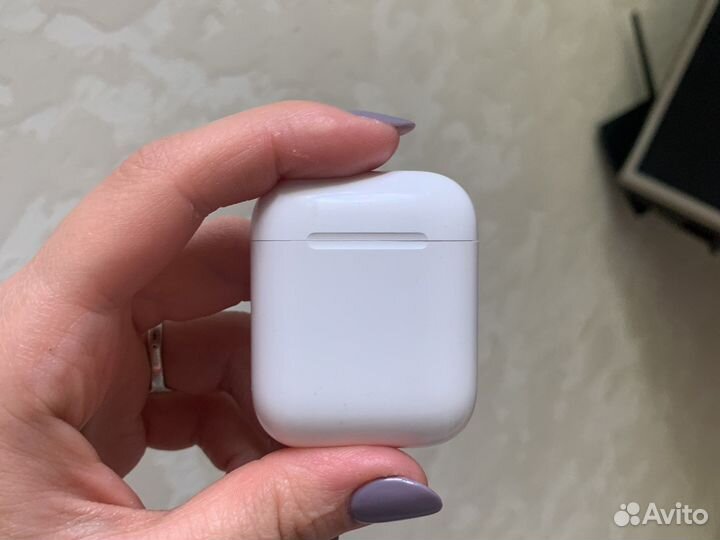 Наушники apple airpods левый