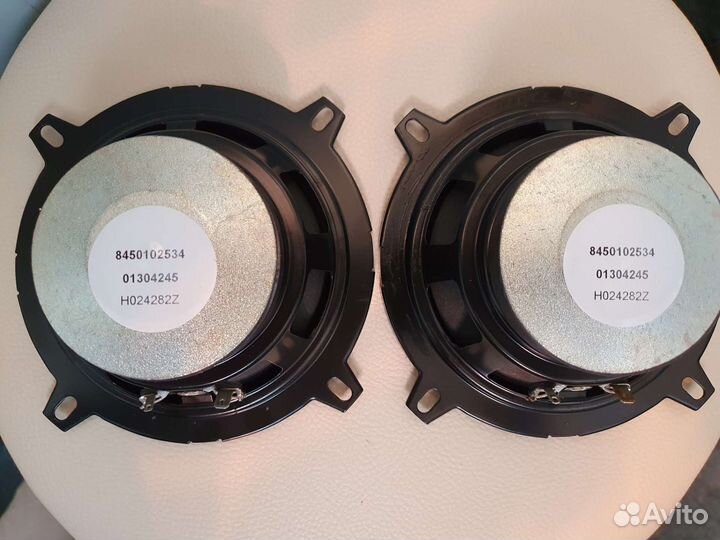 Колонки в авто 13 см