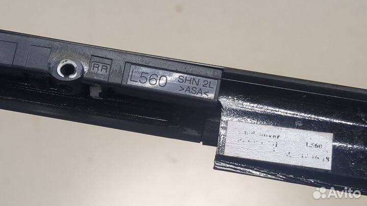 Молдинг стекла левое заднее Land Rover Range Rover Velar