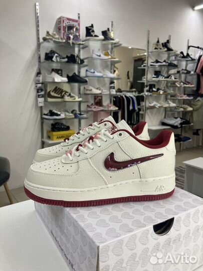 Кроссовки Nike Air Force 1 Valentine s Day 2024