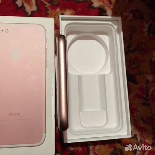 iPhone 7, 32 ГБ