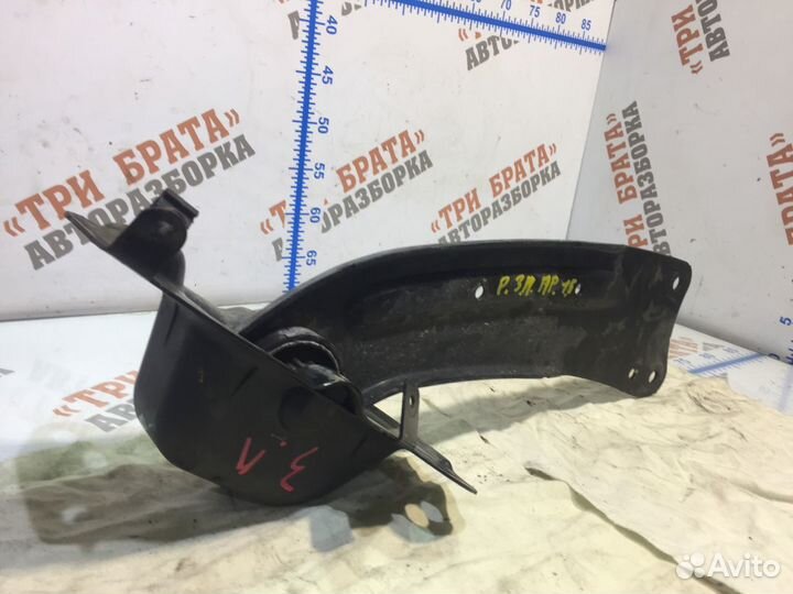 Фольксваген Пассат Рычаг задний левый