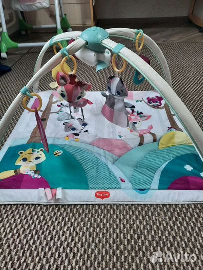 Развивающий коврик tiny love
