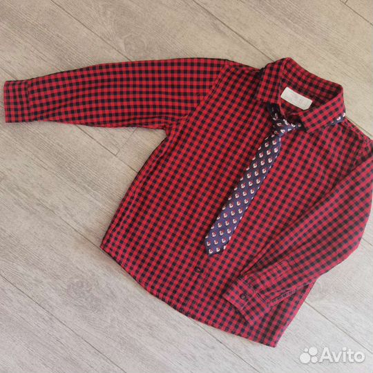 Рубашки на мальчика 110-116 next, hm
