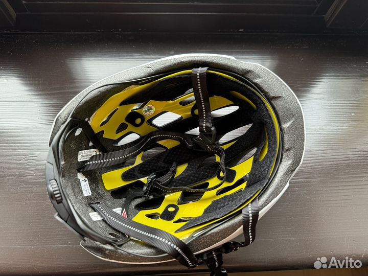 Шлем велосипедный Specialized Echelon II Mips