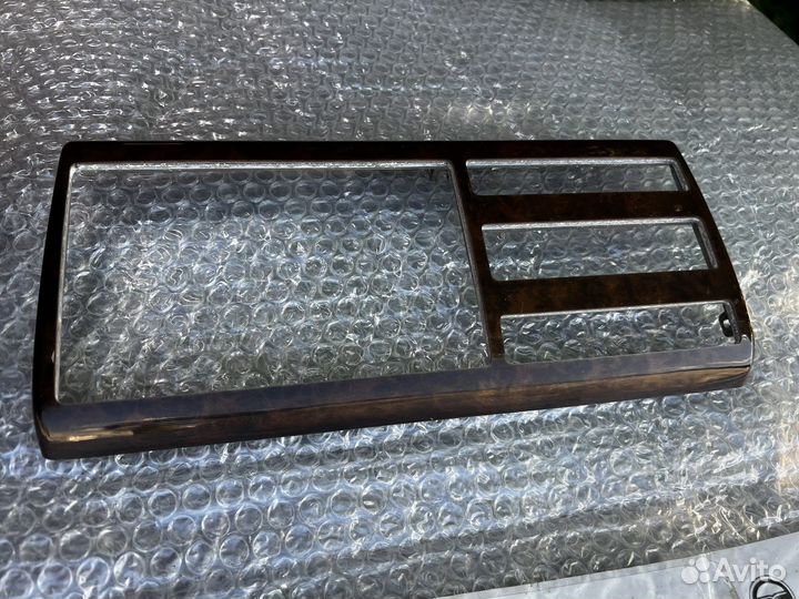 Дерево монитора BMW E38