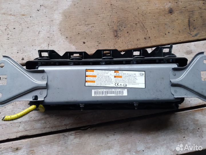 Подушка безопасности нижняя (для колен) SX4 2013