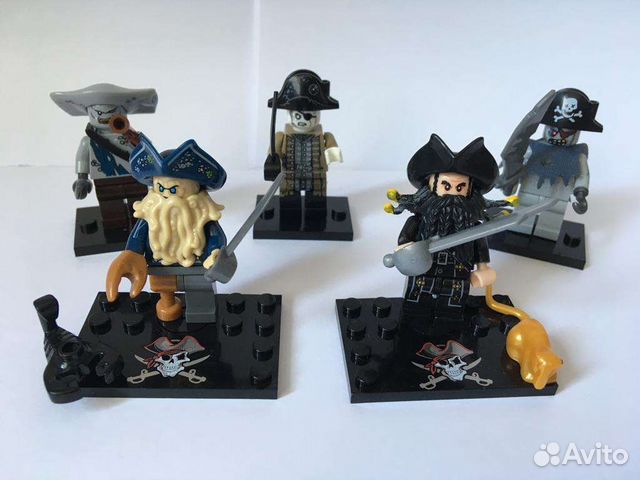Пираты Карибского моря lego фигурки