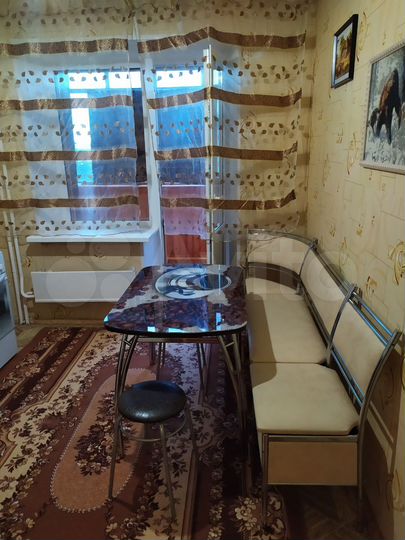 2-к. квартира, 54 м², 2/5 эт.