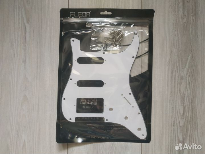 Пикгард Stratocaster