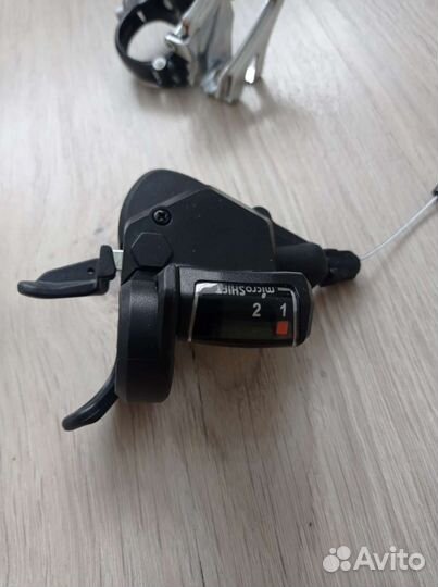 Манетка и машинка левая