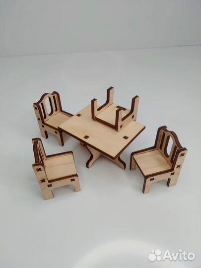 Набор детской мебели в кукольный домик