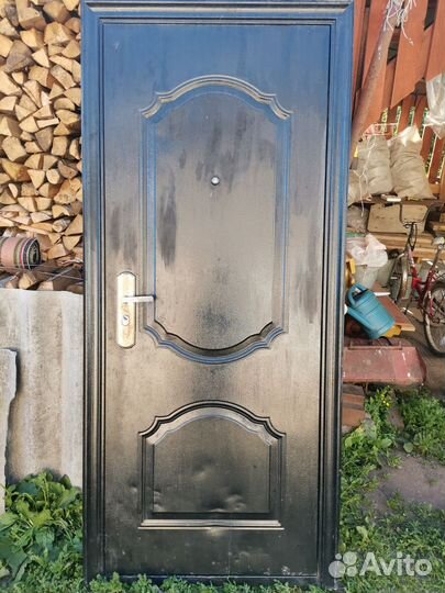 Дверь входная металлическая уличная