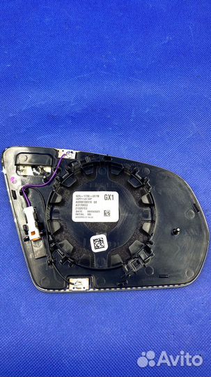 Зеркальный элемент левый Mercedes A0998100316