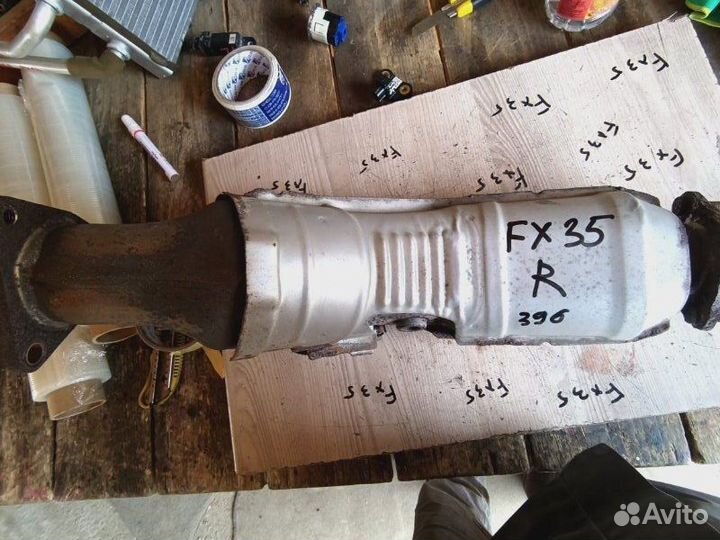 Катализатор правый Infiniti Fx35 S51 VQ35-HR 2010