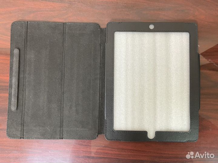 Коданый чехол для iPad 2/3/4. Volkswagen iPad Cove