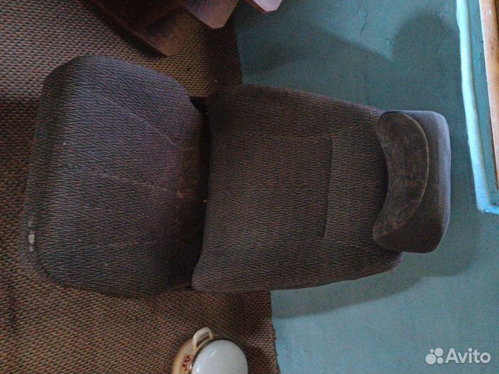 Сиденье переднее правое и остальное