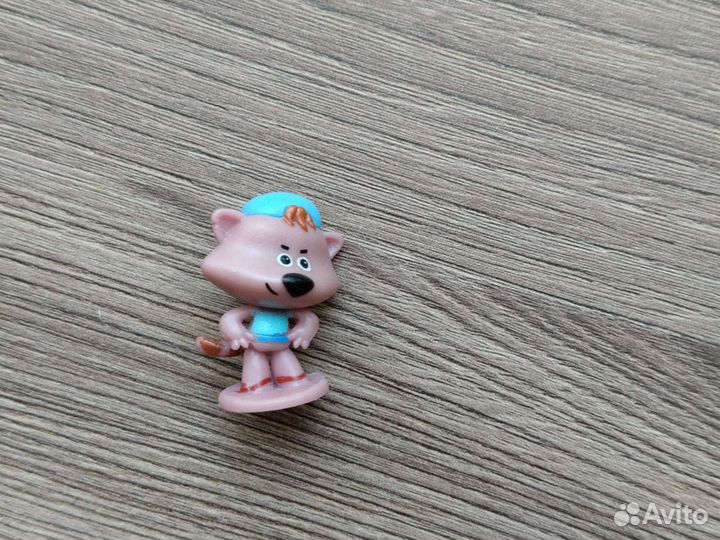 Игрушки из киндера