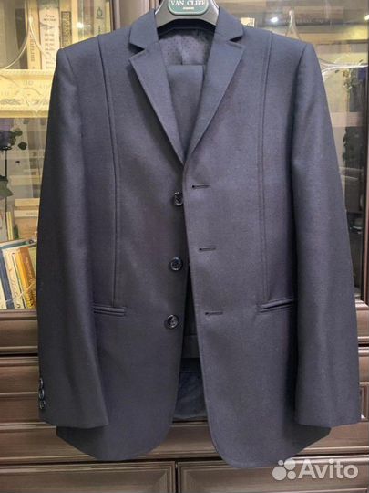 Костюм школьный