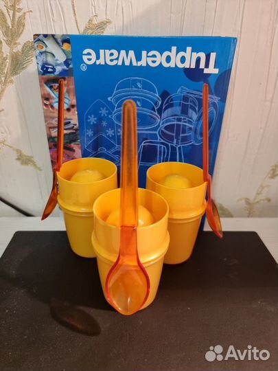 Tupperware Контейнер/Подставка для Яйца с Ложечкой