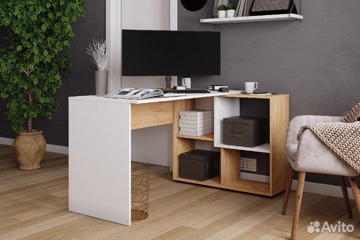 Компьютерный стол угловой с полками