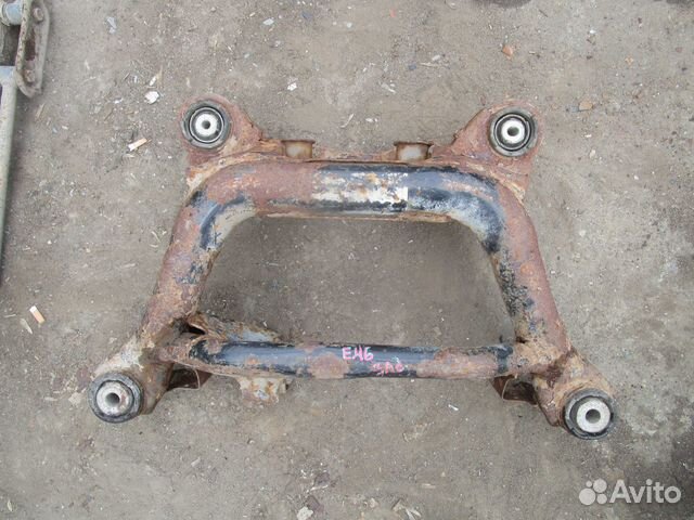 Подрамник задний BMW 3 E46