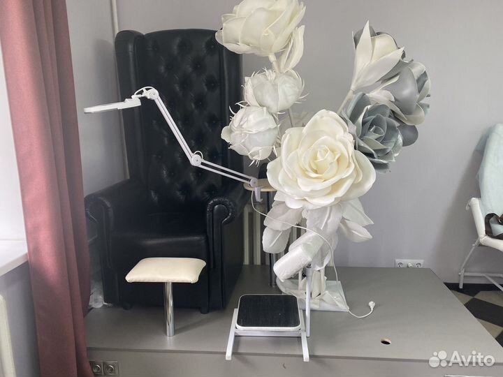 Педикюрное кресло трон