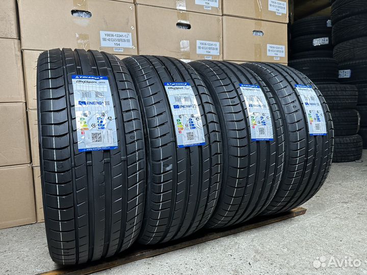 Triangle EffeXSport TH202 235/40 R19 и 265/35 R19 98Y