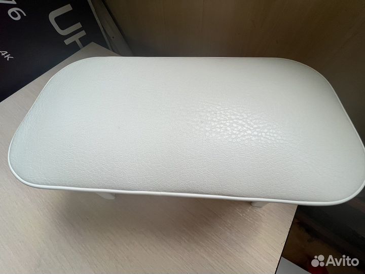 Подставка для рук маникюрная