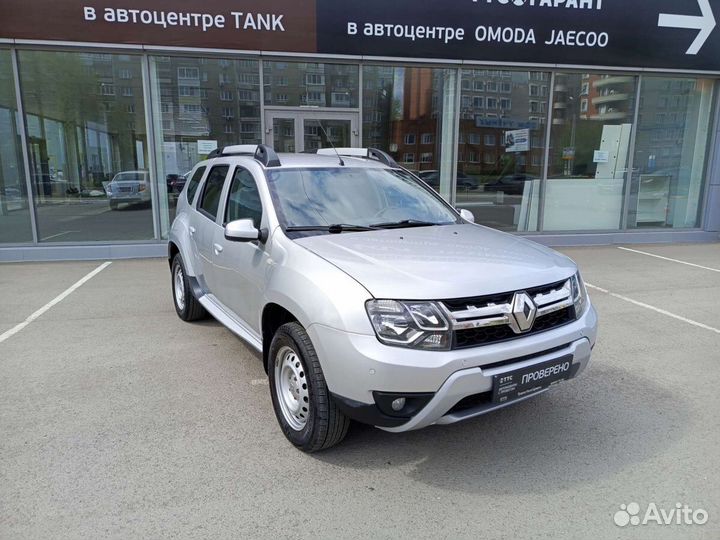 Renault Duster 2.0 AT, 2016, 150 000 км