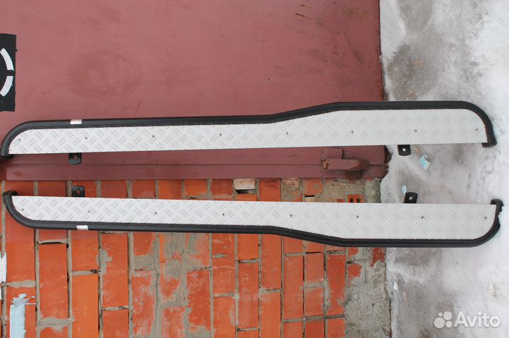 Пороги подножки Кобра Германия