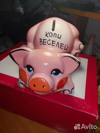 Фарфоровые статуэтки