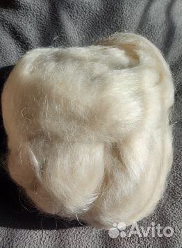 Пух козий под прялку